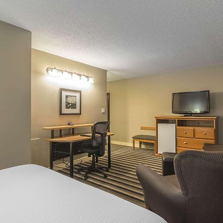 Quality Inn West Edmonton Extérieur photo