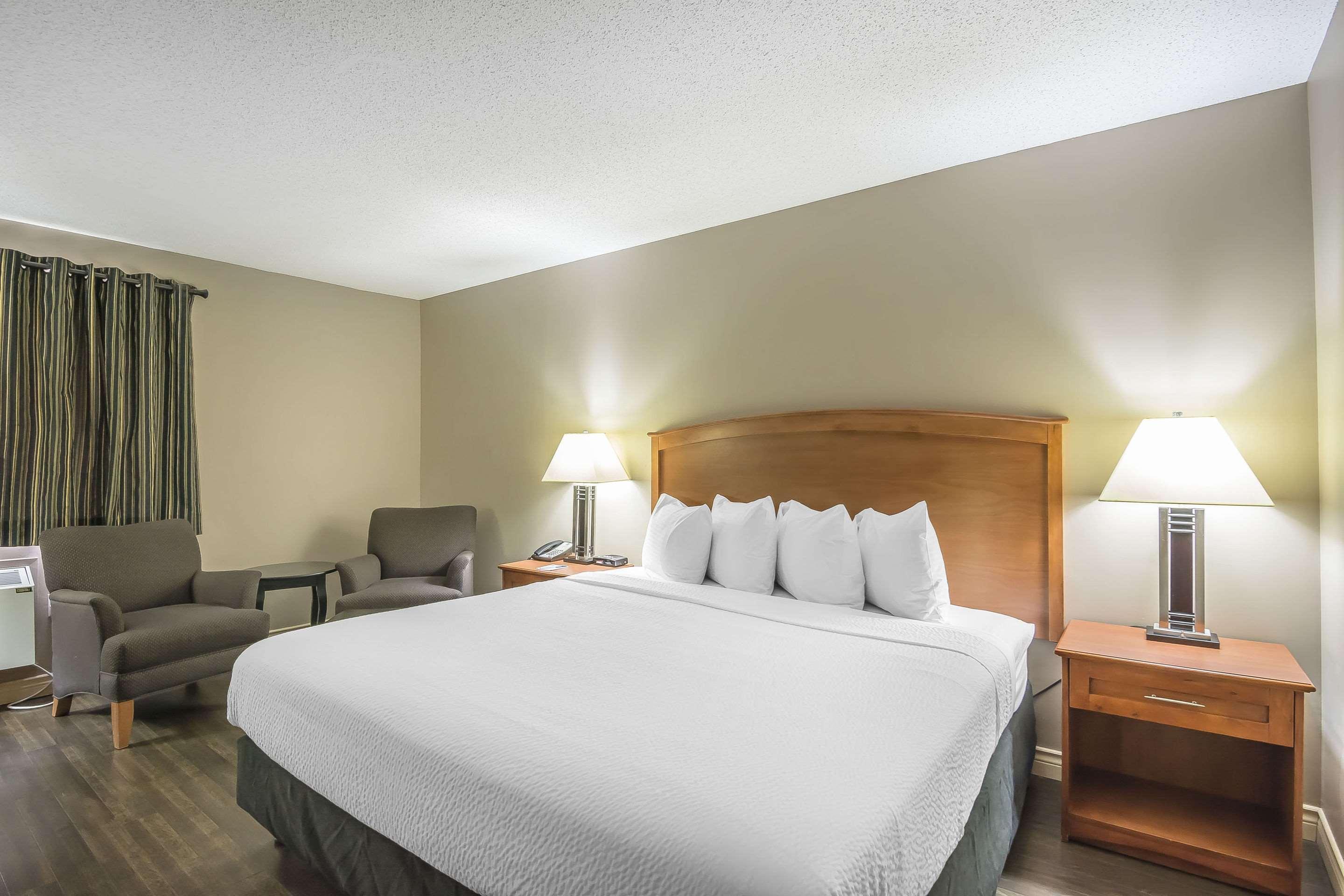 Quality Inn West Edmonton Extérieur photo